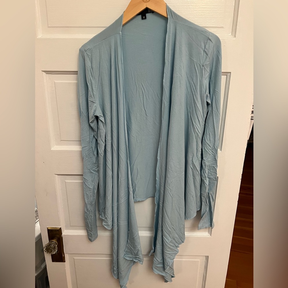 Versatile shirt/wrap